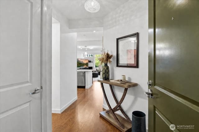 Property photo for 211 Kirkland Avenue #204, Kirkland photo 2