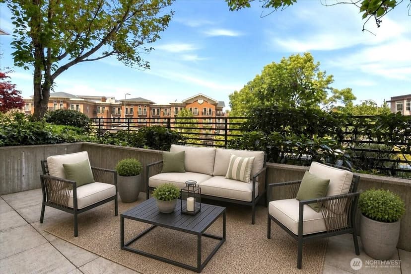 Property photo for 211 Kirkland Avenue #204, Kirkland photo 10
