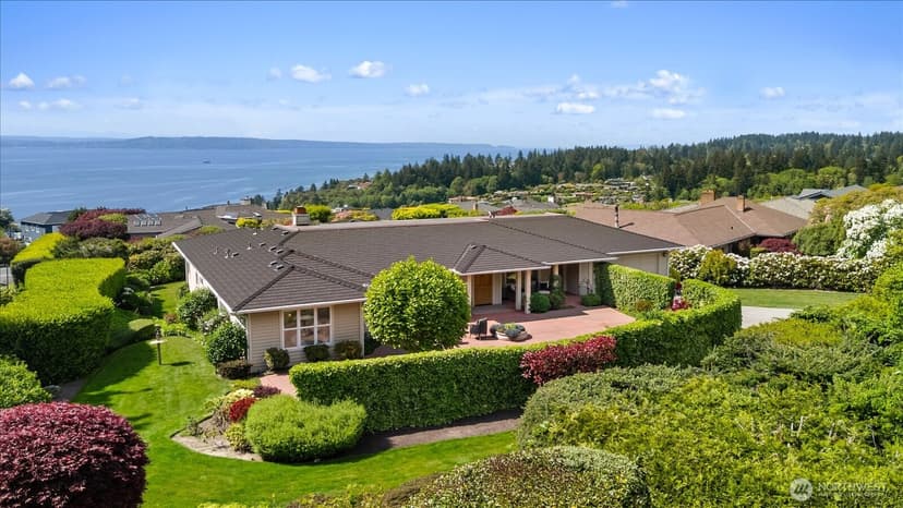 Property photo for 17707 13th Avenue NW, Shoreline photo 3