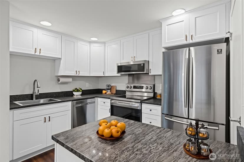 Property photo for 2321 SE 8th Drive, Renton photo 7