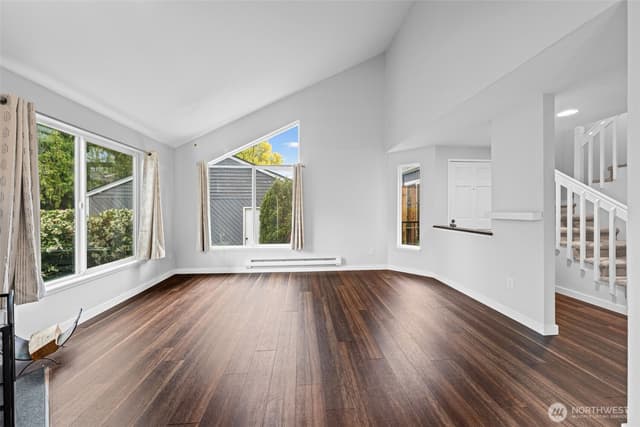 Property photo for 2321 SE 8th Drive, Renton photo 4