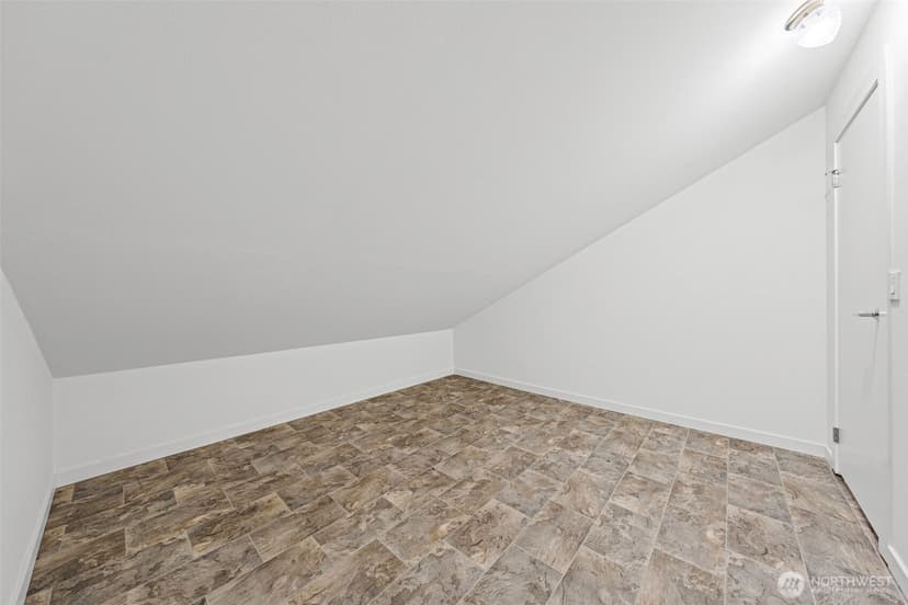 Property photo for 2321 SE 8th Drive, Renton photo 25