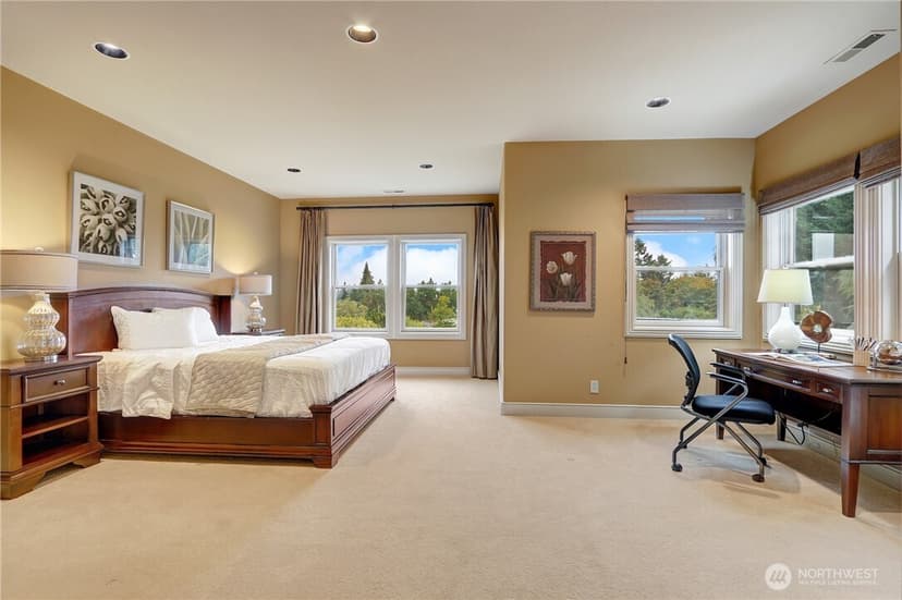 Property photo for 1055 91st Avenue NE, Bellevue photo 30