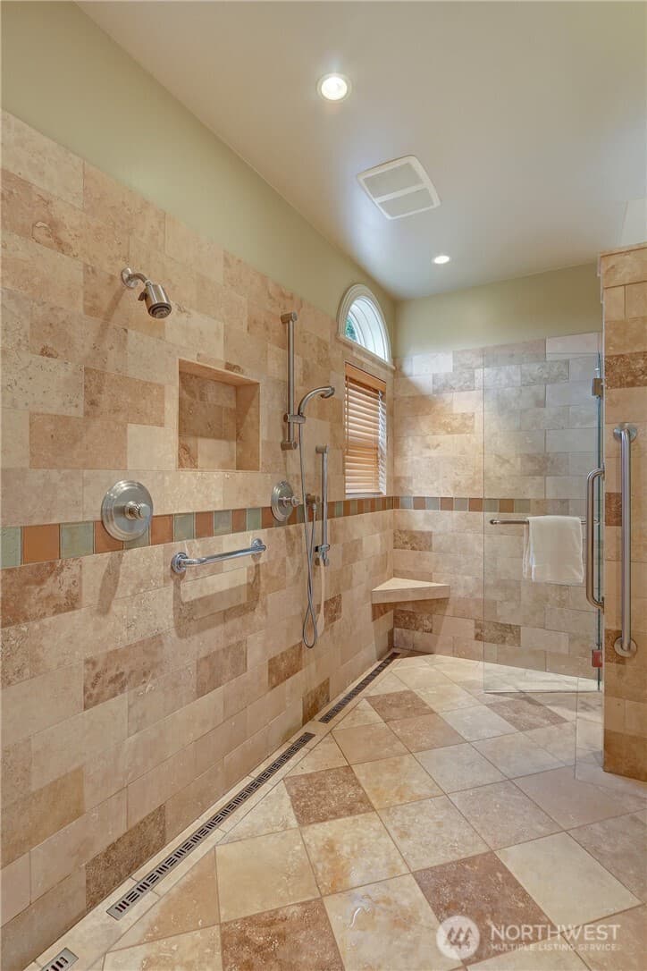 Property photo for 1055 91st Avenue NE, Bellevue photo 23