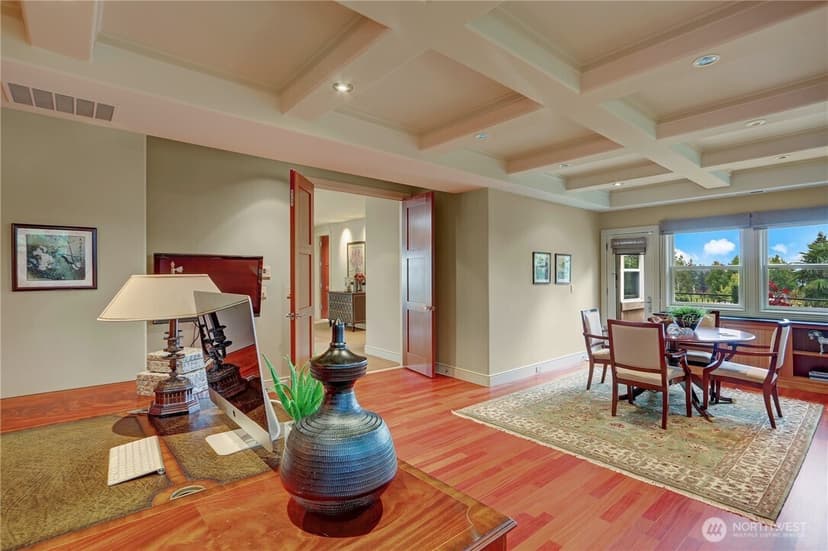 Property photo for 1055 91st Avenue NE, Bellevue photo 28