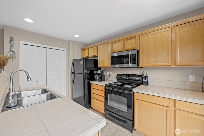 Property photo for 28615 72nd Drive NW, Stanwood photo 13