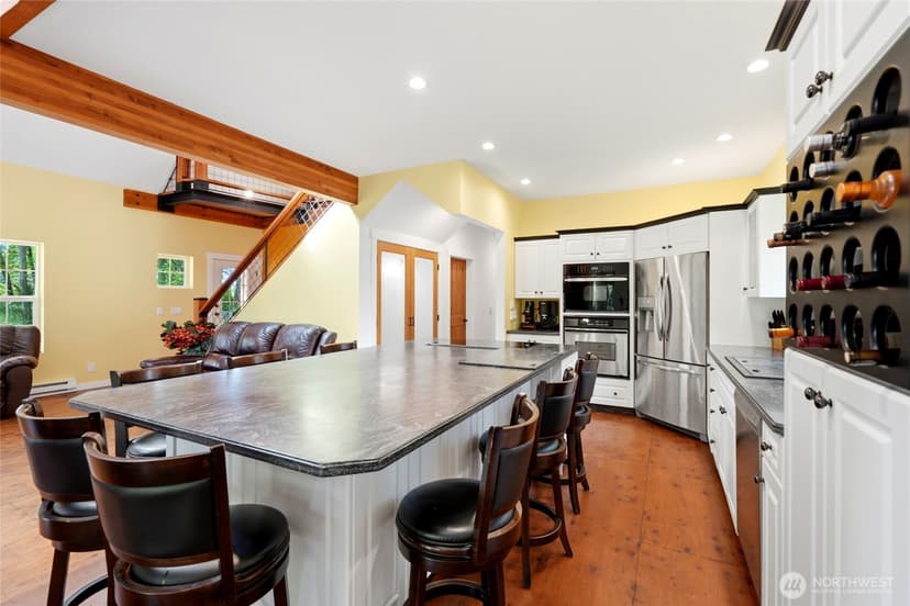 Property photo for 33 G Mukilteo Way, Hat Island photo 12
