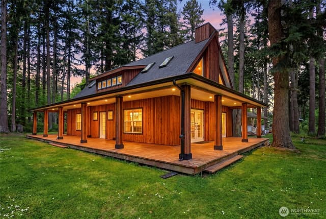 Property photo for 33 G Mukilteo Way, Hat Island