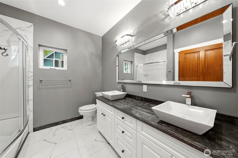 Property photo for 33 G Mukilteo Way, Hat Island photo 22