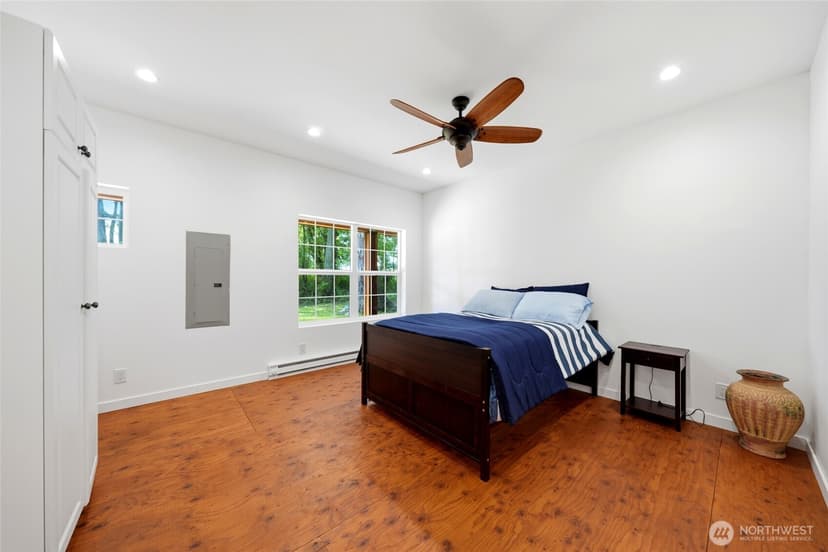 Property photo for 33 G Mukilteo Way, Hat Island photo 20