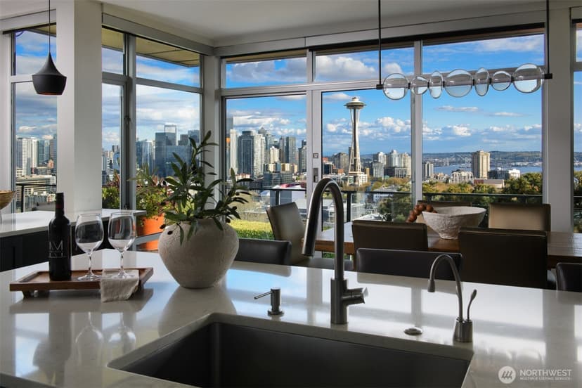 Property photo for 167 Prospect Street, Seattle photo 15