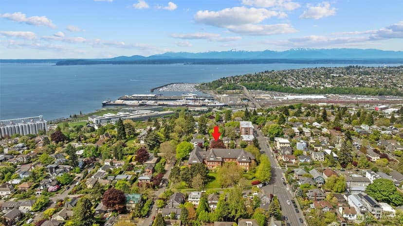 Property photo for 1401 5th Avenue W #402, Seattle photo 35