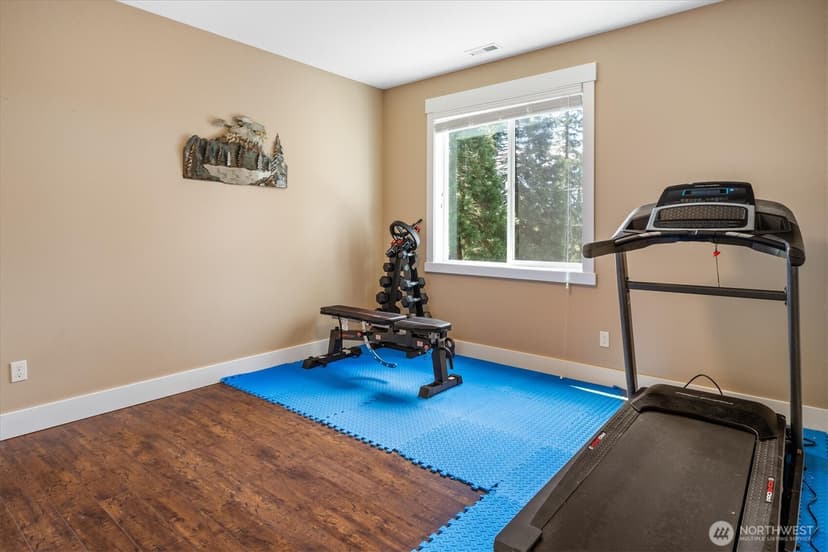 Property photo for 17722 E Lake Desire Drive SE, Renton photo 26