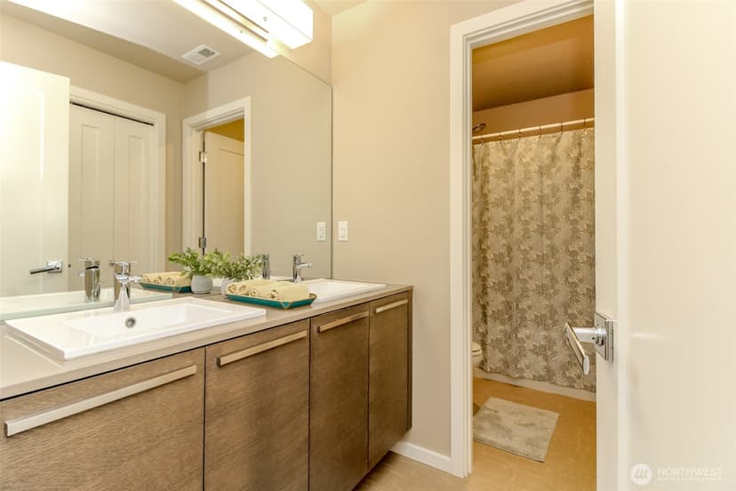 Property photo for 27830 107th Place SE, Kent photo 22