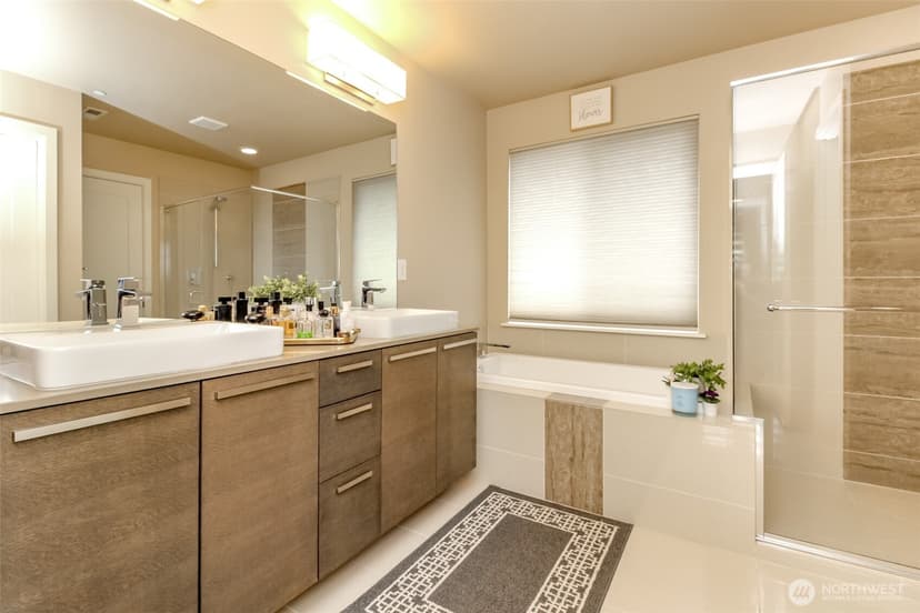 Property photo for 27830 107th Place SE, Kent photo 26