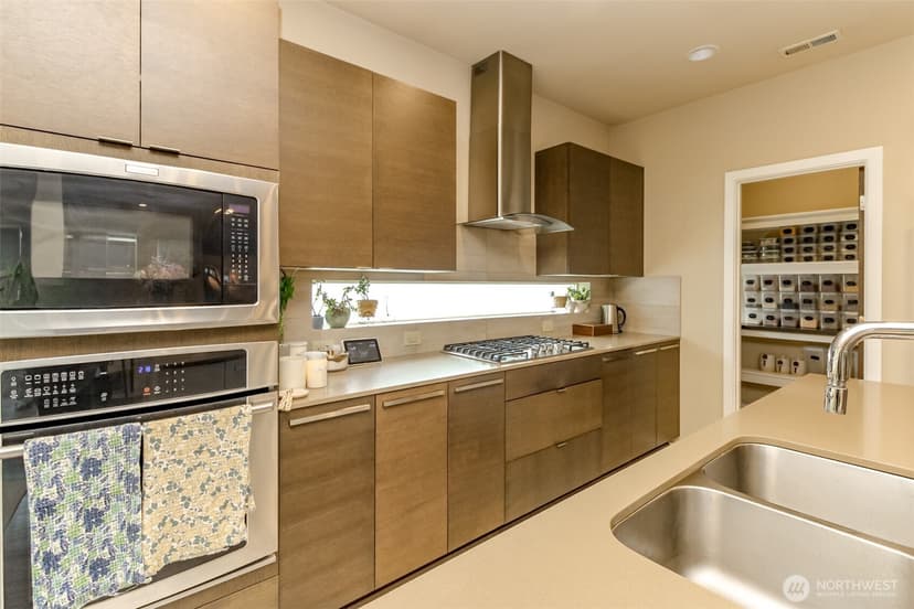 Property photo for 27830 107th Place SE, Kent photo 19