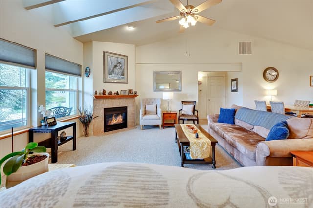 Property photo for 2560 NE William E Sutton Road, Bremerton photo 4