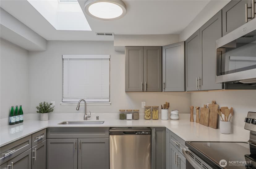 Property photo for 1021 30th Street NE, Auburn photo 11