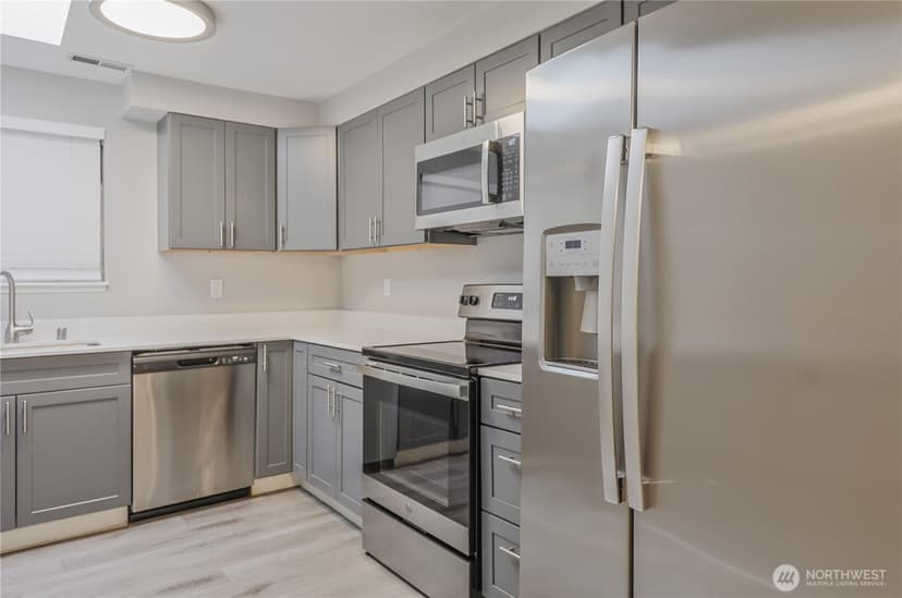 Property photo for 1021 30th Street NE, Auburn photo 10