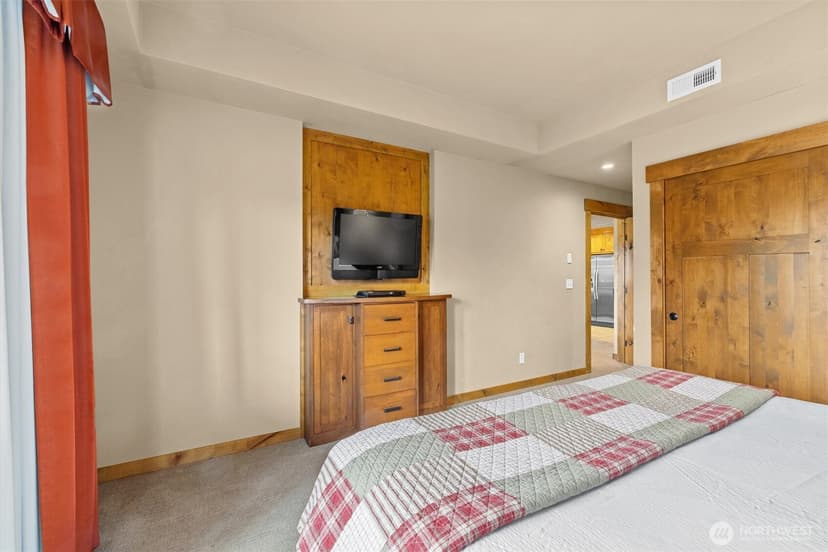 Property photo for 3770 Suncadia Trail #102, Cle Elum photo 18