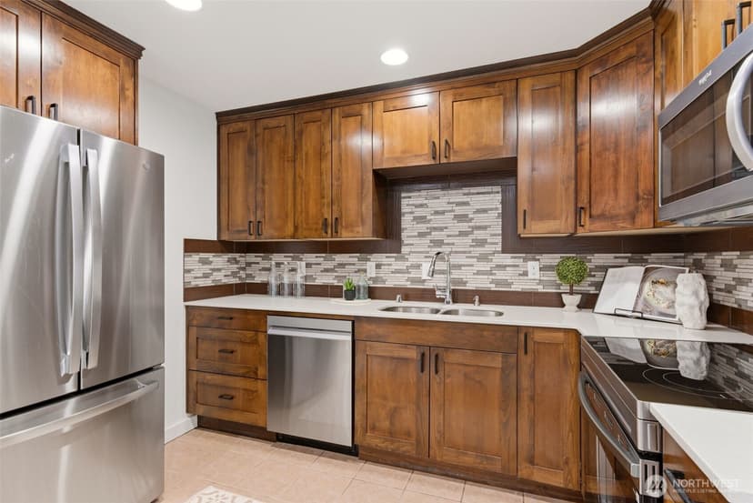 Property photo for 10404 Jovita Blvd E, Edgewood photo 7