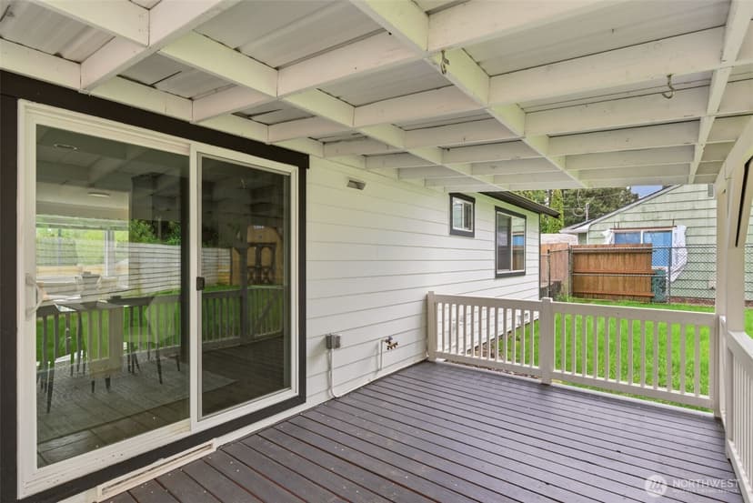 Property photo for 10404 Jovita Blvd E, Edgewood photo 19