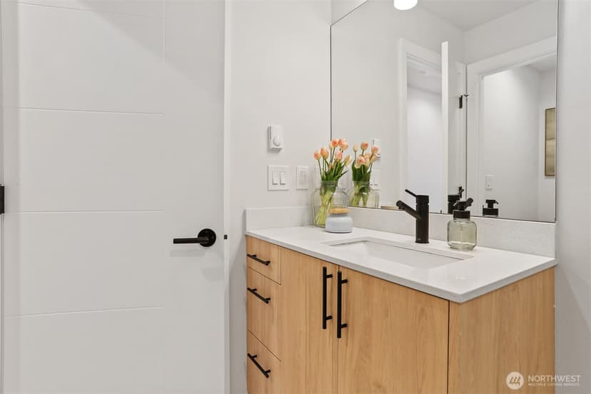 Property photo for 1913 15th Avenue S #Unit C, Seattle photo 18