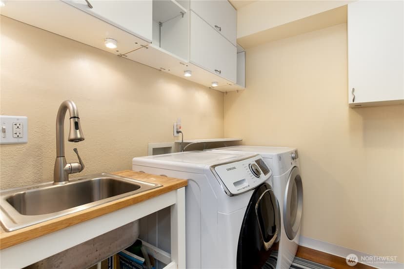 Property photo for 1929 19th Avenue Ct SE, Puyallup photo 17