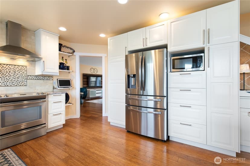 Property photo for 1929 19th Avenue Ct SE, Puyallup photo 13