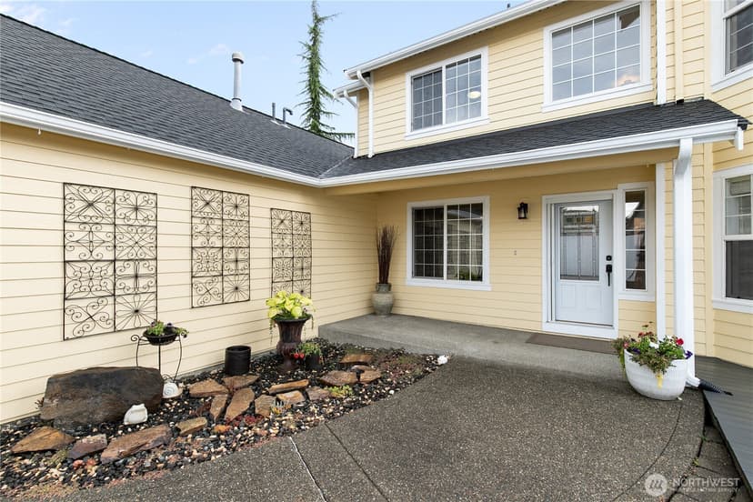 Property photo for 1929 19th Avenue Ct SE, Puyallup photo 3