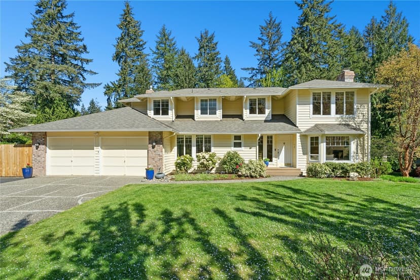 Property photo for 19924 163rd Avenue NE, Woodinville photo 2