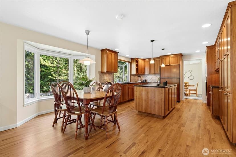 Property photo for 19924 163rd Avenue NE, Woodinville photo 11