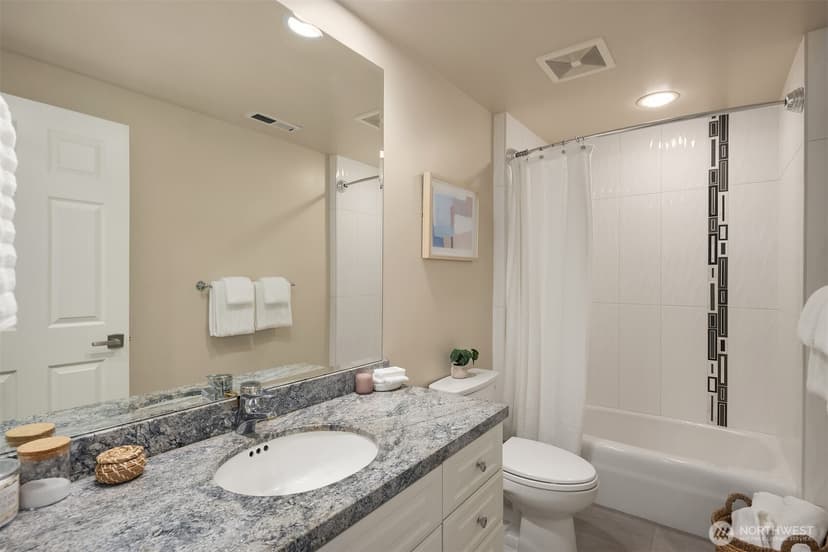 Property photo for 6542 50th Avenue NE, Seattle photo 31