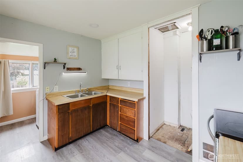Property photo for 114 Kendall Street, Port Orchard photo 15