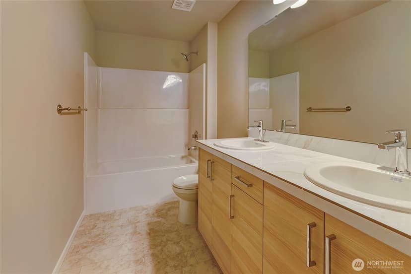 Property photo for 18310 37th Avenue Ct E, Tacoma photo 18