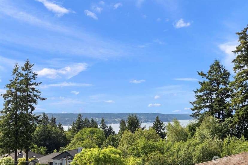 Property photo for 1229 Crownmill Avenue, Mukilteo photo 21