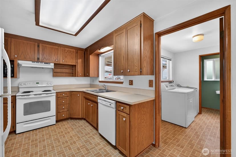 Property photo for 614 Violet Meadow Street S, Tacoma photo 9