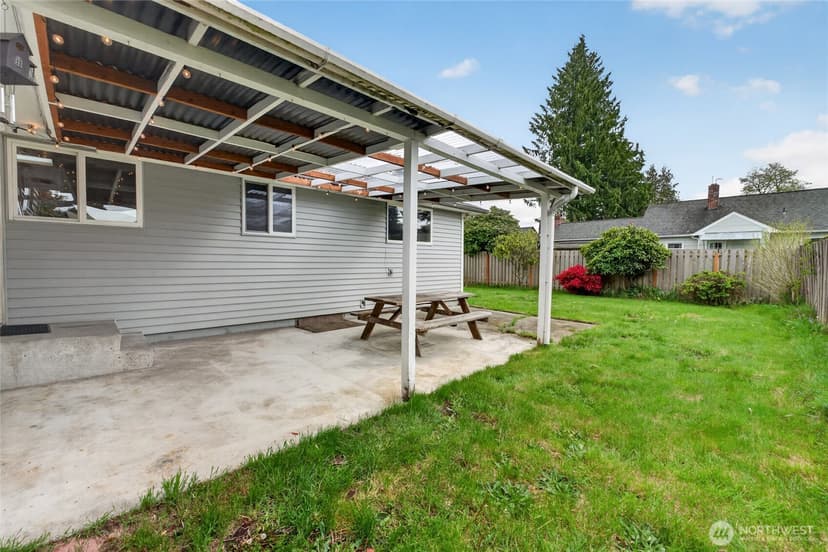 Property photo for 614 Violet Meadow Street S, Tacoma photo 19