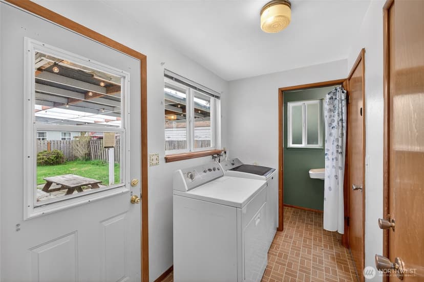 Property photo for 614 Violet Meadow Street S, Tacoma photo 12