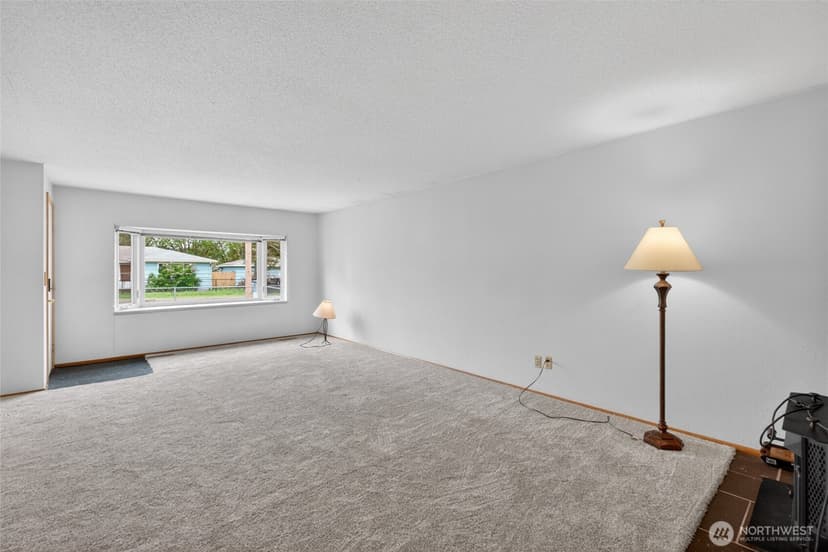 Property photo for 614 Violet Meadow Street S, Tacoma photo 5