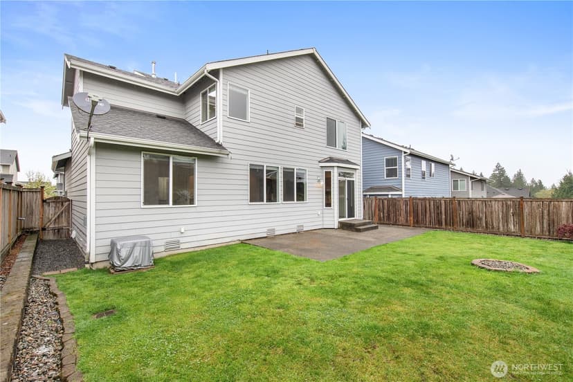 Property photo for 8410 72nd Place NE, Marysville photo 2