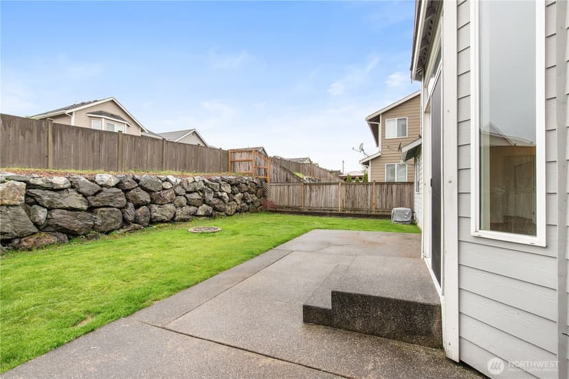 Property photo for 8410 72nd Place NE, Marysville photo 3