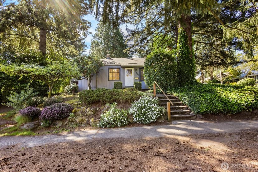 Property photo for 2701 NE 90th Street, Seattle