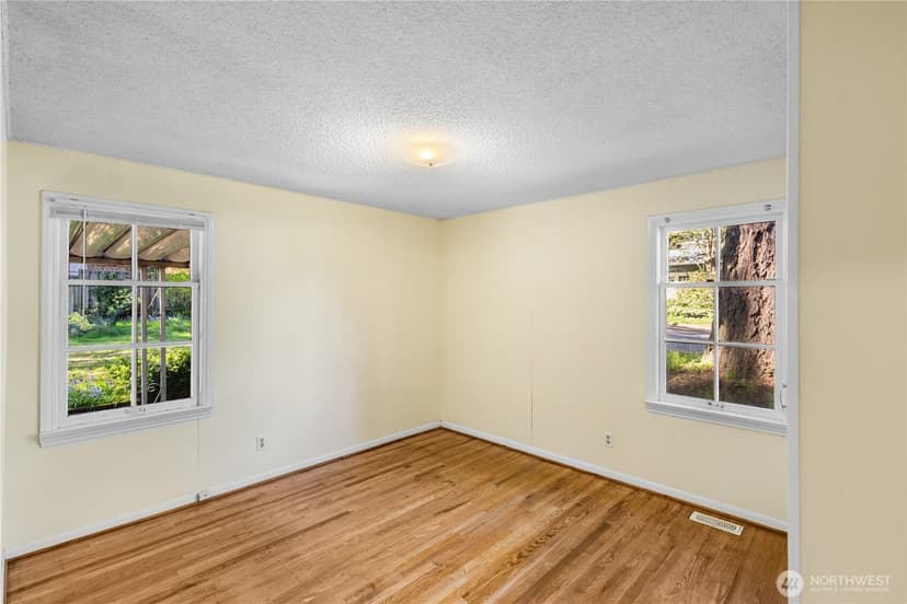 Property photo for 2701 NE 90th Street, Seattle photo 6