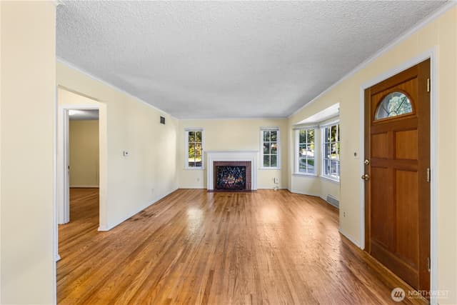 Property photo for 2701 NE 90th Street, Seattle photo 2