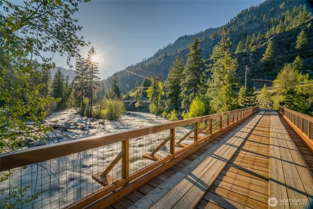 Property photo for 7003 Icicle Road, Leavenworth photo 2