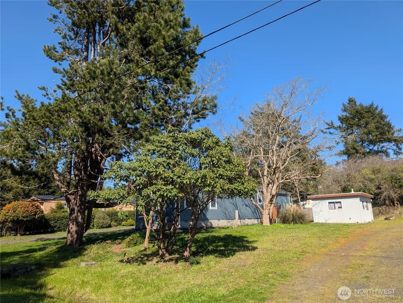 Property photo for 808 Magellan Avenue NE, Ocean Shores photo 2