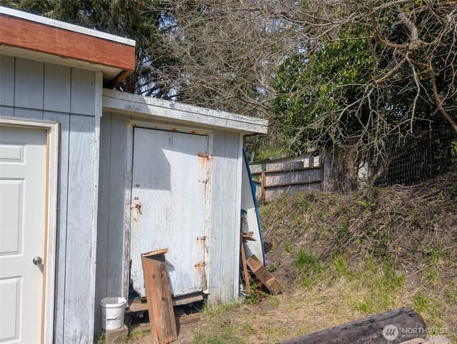 Property photo for 808 Magellan Avenue NE, Ocean Shores photo 5