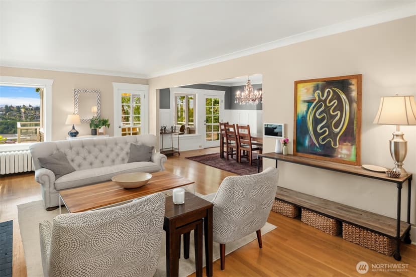 Property photo for 2403 11th Avenue W, Seattle photo 6