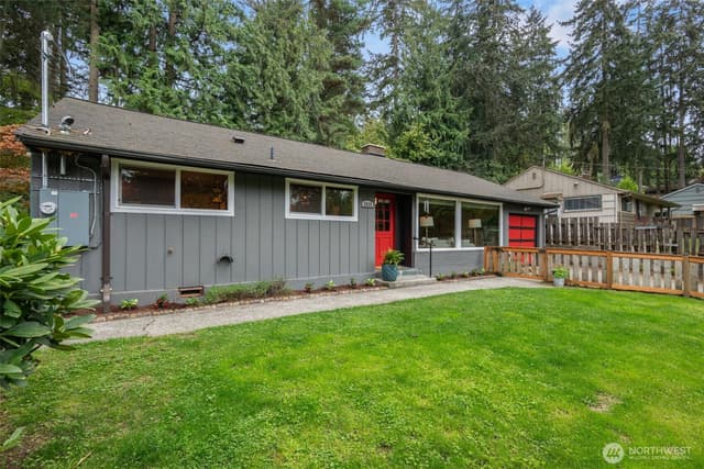 Property photo for 1515 NE 190th Street, Shoreline photo 3